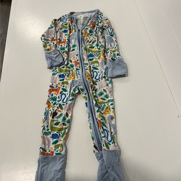 Little Sleepies - Picture 2 of 2